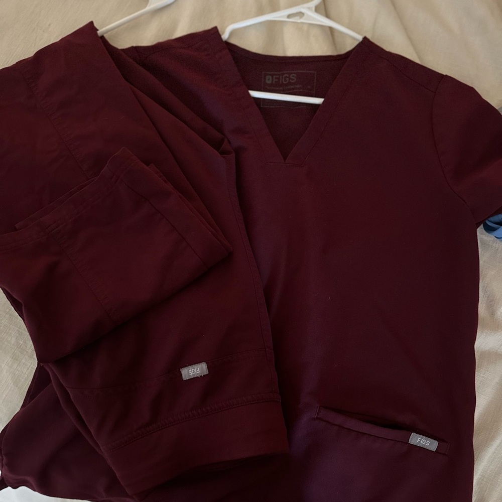 FIGS scrubs